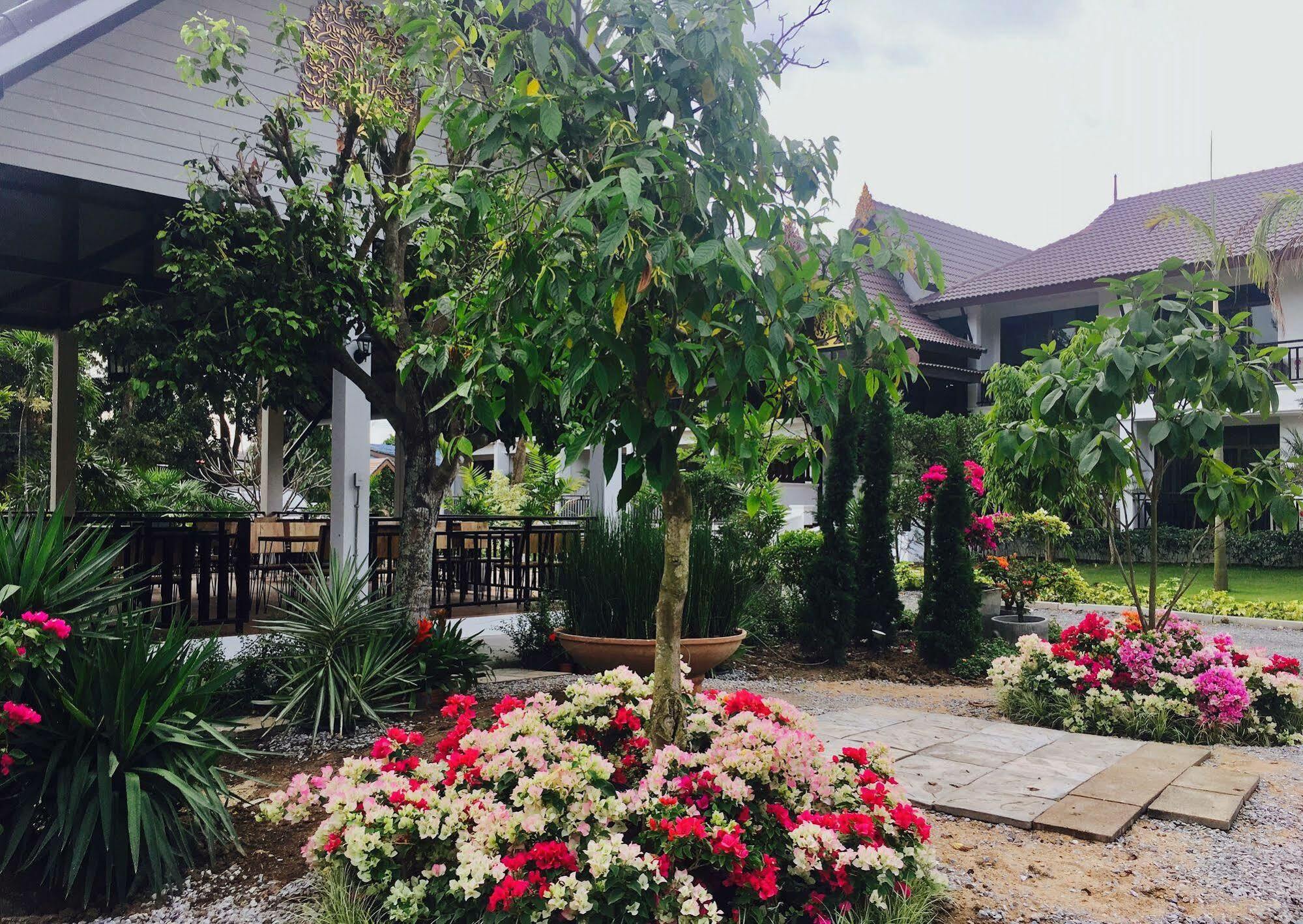 Radateeree Resort Chiang Mai Exterior foto